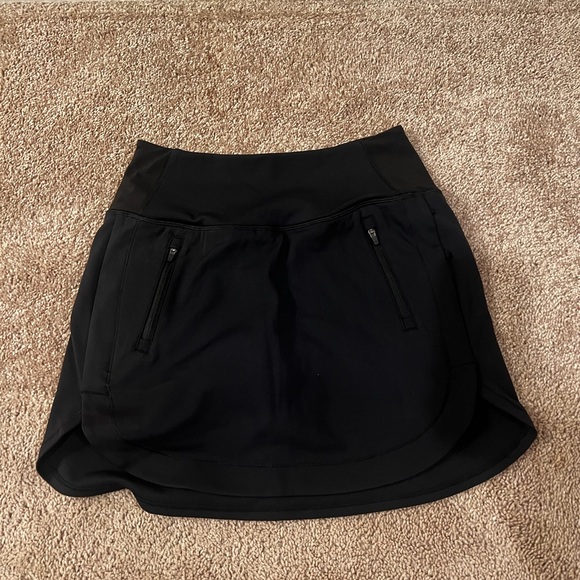 Athleta/Under Armor Golf Skorts - Picture 5 of 11